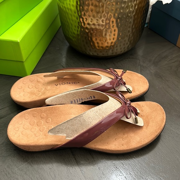 Vionic Women's Bella II Toe Post Sandal - Picture 8 of 10